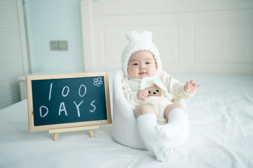 霸州宝宝多大开始攒肚子